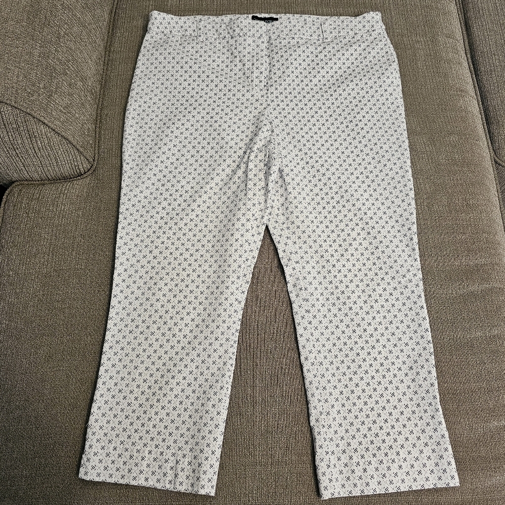 Cynthia Rowley White Blue Pattern Career Office Casual Capri Pants Size XL